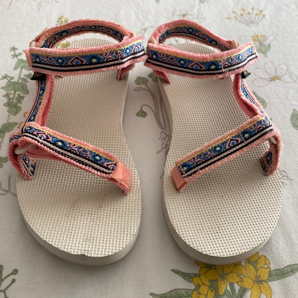 Teva sandals 8